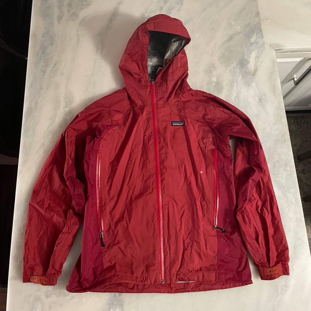 Patagonia Red Windbreaker Hoodie Jacket Size M